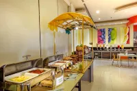Harris Hotel Sentul City Bogor - Desayuno
