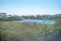 Amazing 6BR, 3 Min Walk to Beach, Private pool - Private Pools