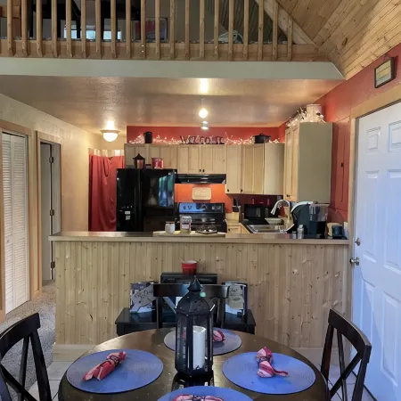 Welcome to Our Mountain Paradise in Pineloch Sun above Lake CLE Elum..