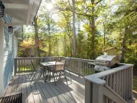 Cozy Cottage Across the Street from Carl Sandburg National Park 플랫 락 호텔