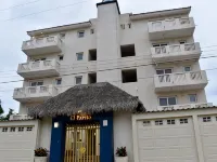 Farito Beachfront Penthouse, Surf & Paddle Board. Hoteles en Punta de Mita