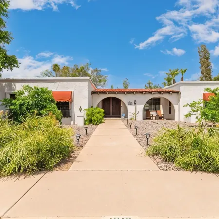 Casa Blanca - Enjoy Heated Pool- upon request
