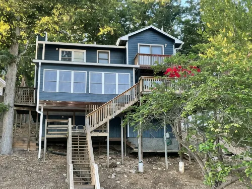 Quiet Retreat, Deep Calm Water. Note: Nightly Rate Includes Fees - Wifi