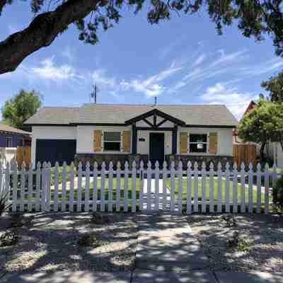 Paso Wine Country Cottage Hotel Exterior