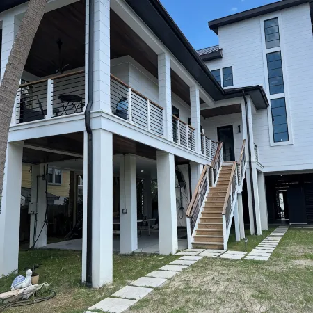 Suite A - 3 minutes walk to Center of Folly Beach, across from beach-1 Room