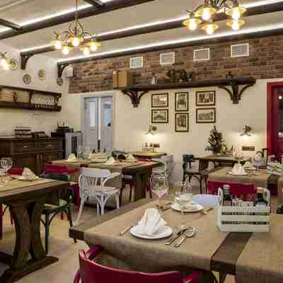 Dom Sivre Butik-Hotel Dining/Meeting Rooms