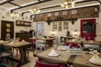 Dom Sivre Butik-Hotel - خدمة نقل من وإلى المطار