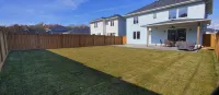 Cozy, spacious family home w/ Arcade! 5 mins from Beach!