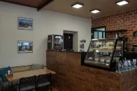 Memfis City Hotel - Mountain view
