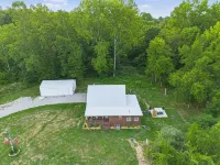 Peaceful 2-Bedroom Cabin near Lake Hope State Park in the Hocking Hills Region - 4 stjerner