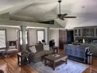 Brand new upscale home conveniently located off 1-20 and 520 - Wifi
