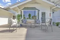 LUXURIOUS CRAFTSMAN HOME 3-BLOCKS AWAY FROM BEACH - บังกะโล