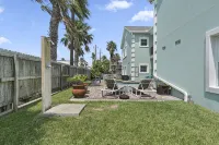 Beautifully decorated 2 bedroom cozy apartment