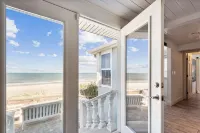 "Seaglass Cottage" - Direct Oceanfront, Vilano beach access near St. Augustine - Beach