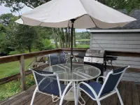One Bedroom Hamptons Waterfront Cottage Hotels in Hampton Bays