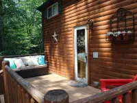 "Shore Thing", Cozy Lake Cumberland Cabin - Hot Tub, Fire Pit, Minutes from Lake Hotels in Wayne County