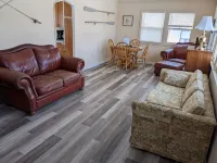 Sportsman's Country Lodge: The Fish House فنادق في ويبستر