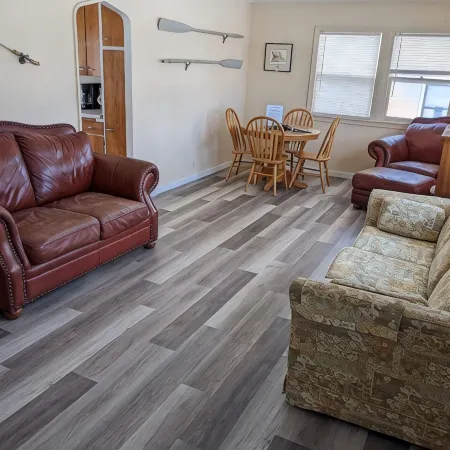 Sportsman's Country Lodge: The Fish House