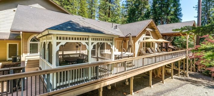 Luxury Home In Arnold With Tons of Privacy & Space Отели в г. Арнолд