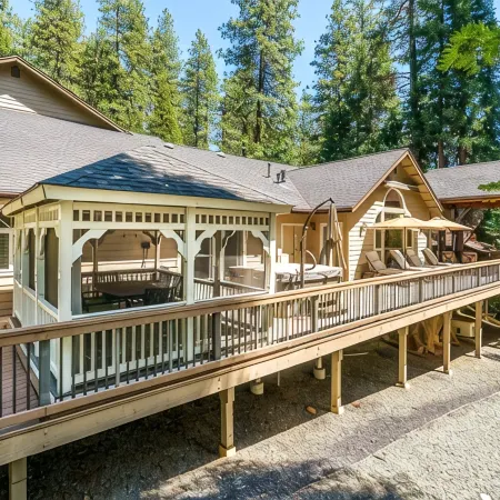 Luxury Home In Arnold With Tons of Privacy & Space