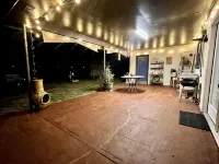 3 Bd/2 Ba open concept home with plenty of parking - 4 stjerner