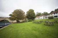 Shillingford Bridge Hotel - Wifi