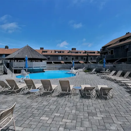 Amazing townhouse in oceanfront resort, pool, beach
