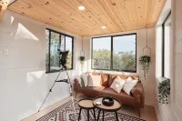 2Br Tiny Home Near Palo Pinto Mountains State Park + Sleeps 4 + Firepit - 2성급