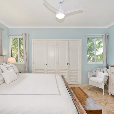 Playa Turquesa D-301 Premier Beachfront Ocean View 100mbps Wifi