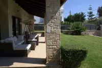 Villa Amorata - Schinias Private Garden Retreat