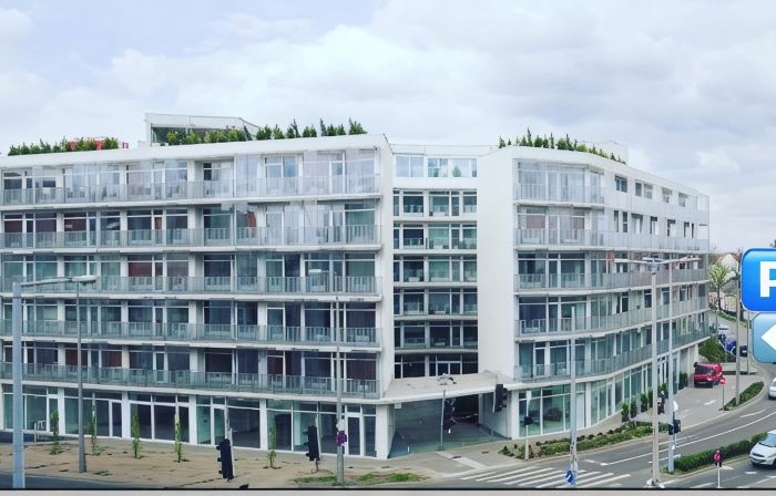 Parizs Garden Apartments