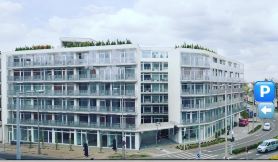 Parizs Garden Apartments