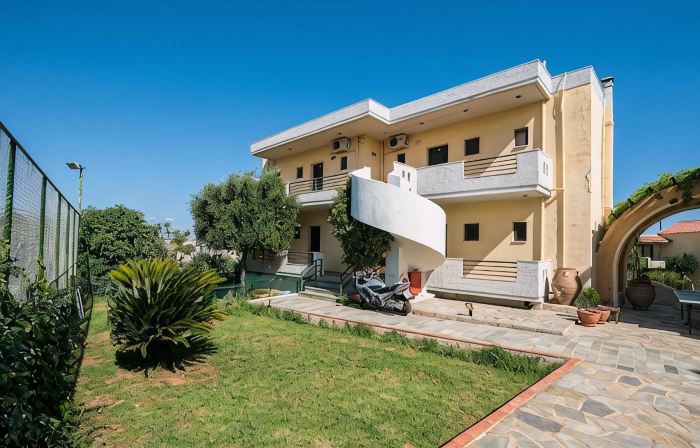 Nireas Hotel