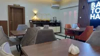BATOHA RESORT - breakfast