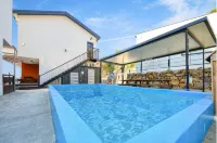Namhae Modern Spa Pension (Four Seasons BBQ) - spa