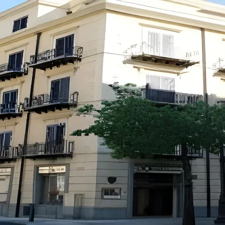 Artemisia Palace Hotel Отели рядом с достопримечательностью «Театр Политеама»