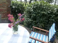 Idyllic rural retreat - Generous ferry discounts available