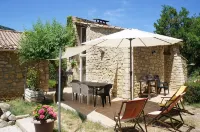 Cottage of Charm with Swimming Pool in a Mas Provençal - Farmhouses