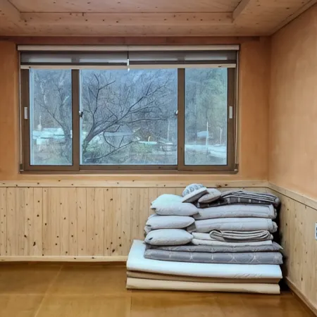 Uljin Deokgu Sum Hwangto Homestay Pension