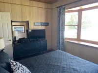 Charming and relaxing lakehouse property, Susquehanna County