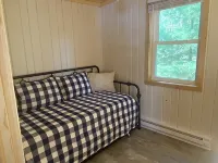 Little Blue Cottage Hotels in Lenroot