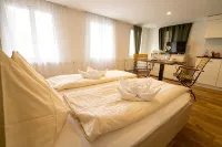 Berg & Berg Hotel - Hellbühl Self-Check-IN - Apartments