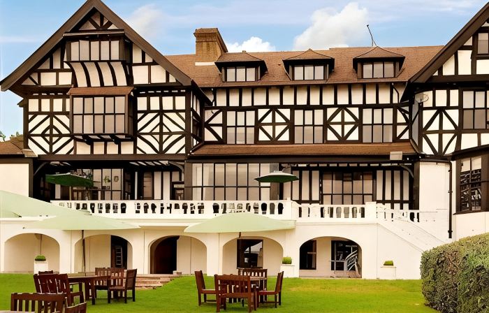The Manor Elstree