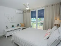 Summer Beachfront Villa – 1 Min to the Beach I Your Home Away from Home Hotels in Dorado