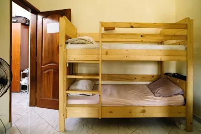 Hostel Abidjan Hoteles en 