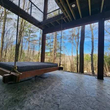Passion @ The Patch, Lux Couples Getaway w/ View, massage chairs, movie theater