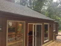 Treehouse Now Available! A 5-Bedroom, 2 Driveways, 1.2 Acres. 807 Brunson Drive Hotels in Albemarle