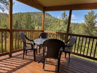 Ponderosa Cabin with Private Hot Tub - Near Mt Rushmore and Hills Attractions - Chalets