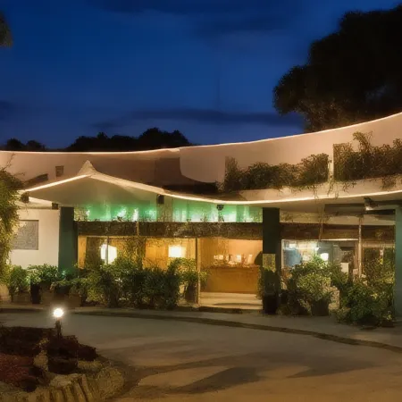 Oasis Hotel