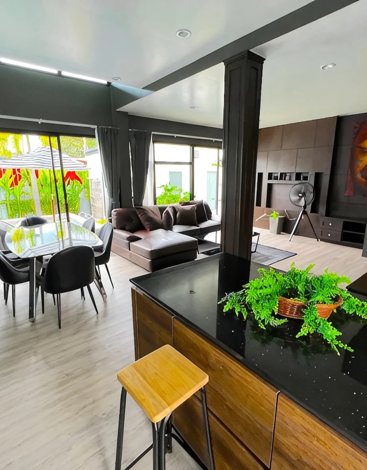 รูปภาพของPrivate 2 Bedroom Villa with Jacuzzi Pool in Phuket, Bang Tao Cherngtalay